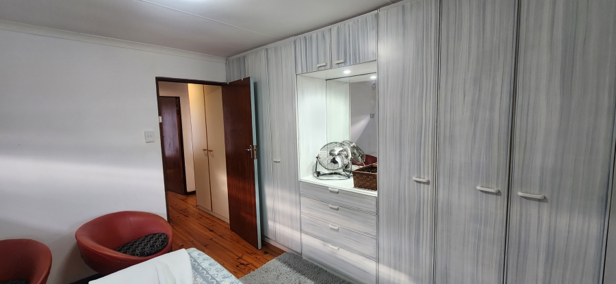 4 Bedroom Property for Sale in Dana Bay Western Cape